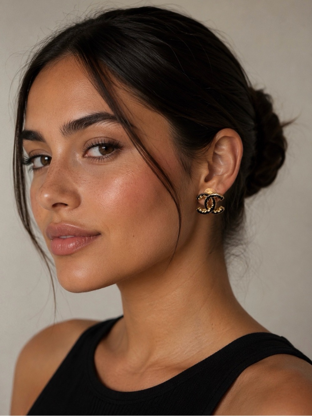 Fashion Black and Gold Interlocking CC Earrings